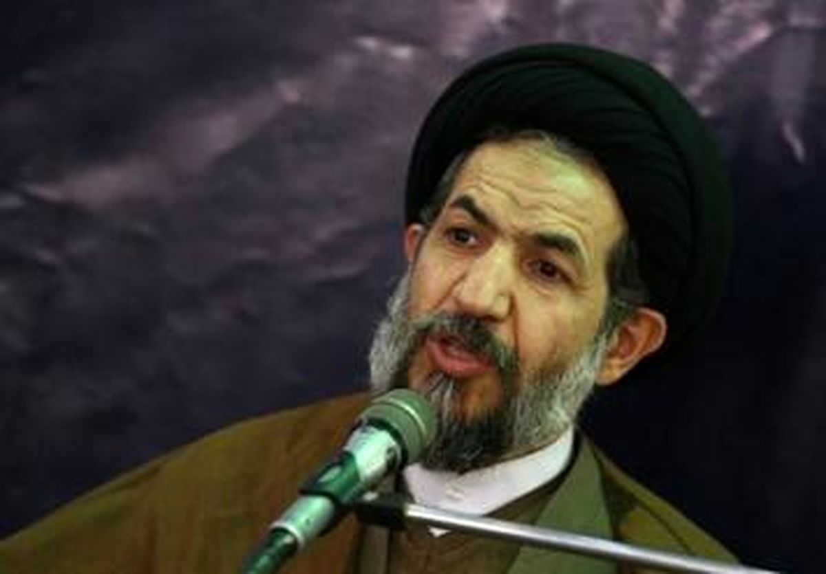 دولت باید ۷۰ درصد هزینه های درمانی مردم را بپردازد