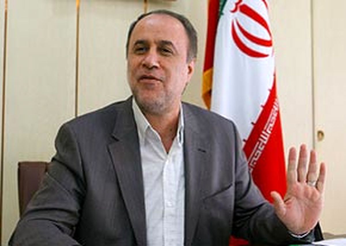 حاجی بابایی سکوتش را شکست