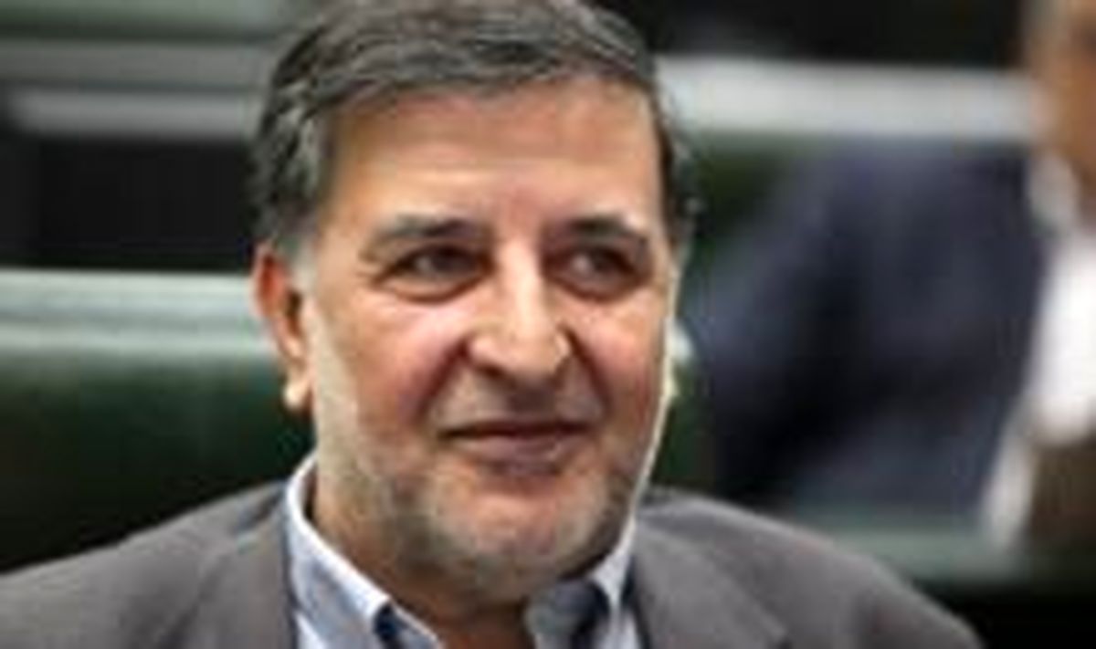بیش از ۶۰درصد گفته اند کمتر از ۶۰۰هزار حقوق می گیرند / مردم را وادار به کتمان حقیقت می کنند