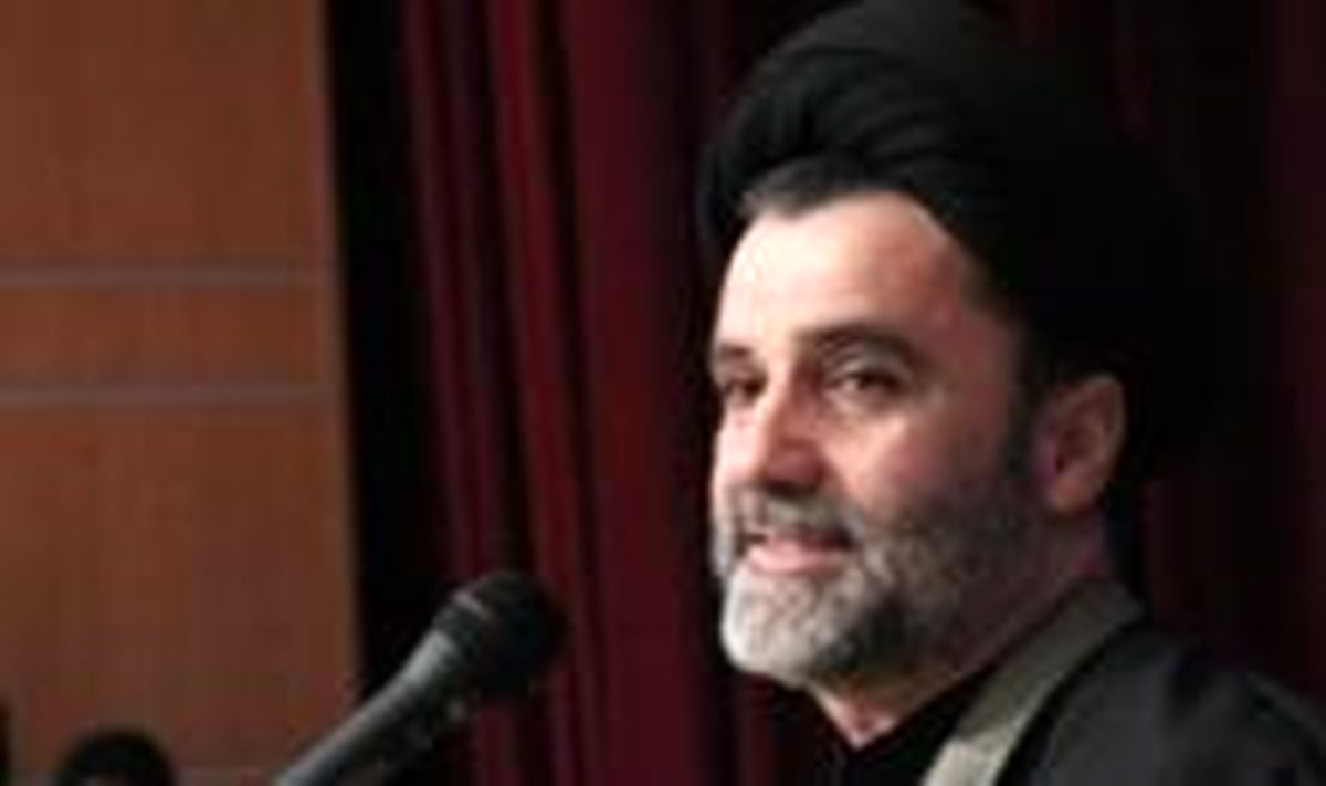 ارتباط بین عقب نشینی مسئولان سیاست خارجی و دیدارهای اروپایی ها با فتنه گران