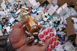۷۰ میلیون دلار دارو در گمرک خاک می خورد