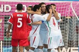 ایران با خرد کردن چینی ها صعود کرد
