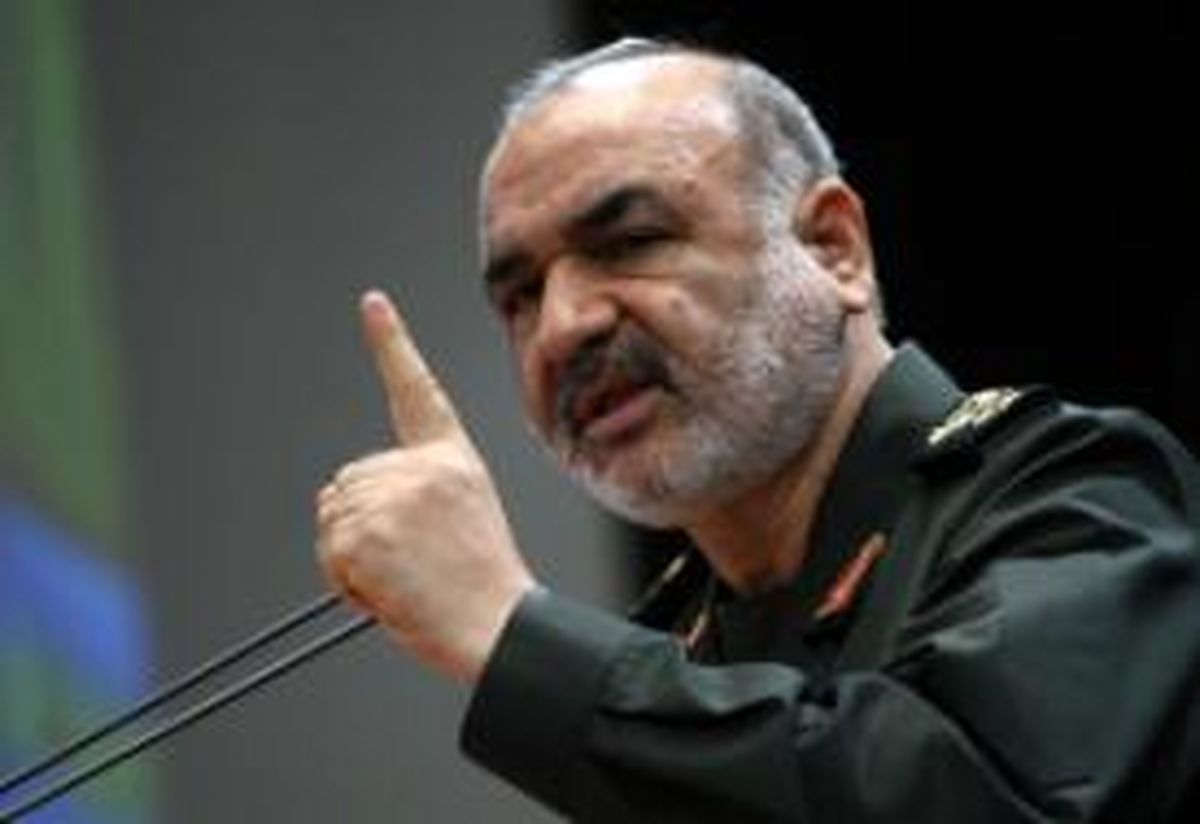 اقتدار علمی راه اصلی مصون شدن از فشار دشمن است