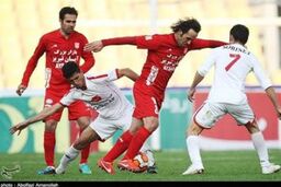 کمتر از ۲۰۰ تماشاگر در بازی تراکتور - استقلال خوزستان حضور دارند
