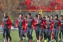 حضور آقای گل لیگ هفتم و خداحافظی معنا دار بازیکنان با درفشی فر / دایی: شما برای خودتان بازی کنید