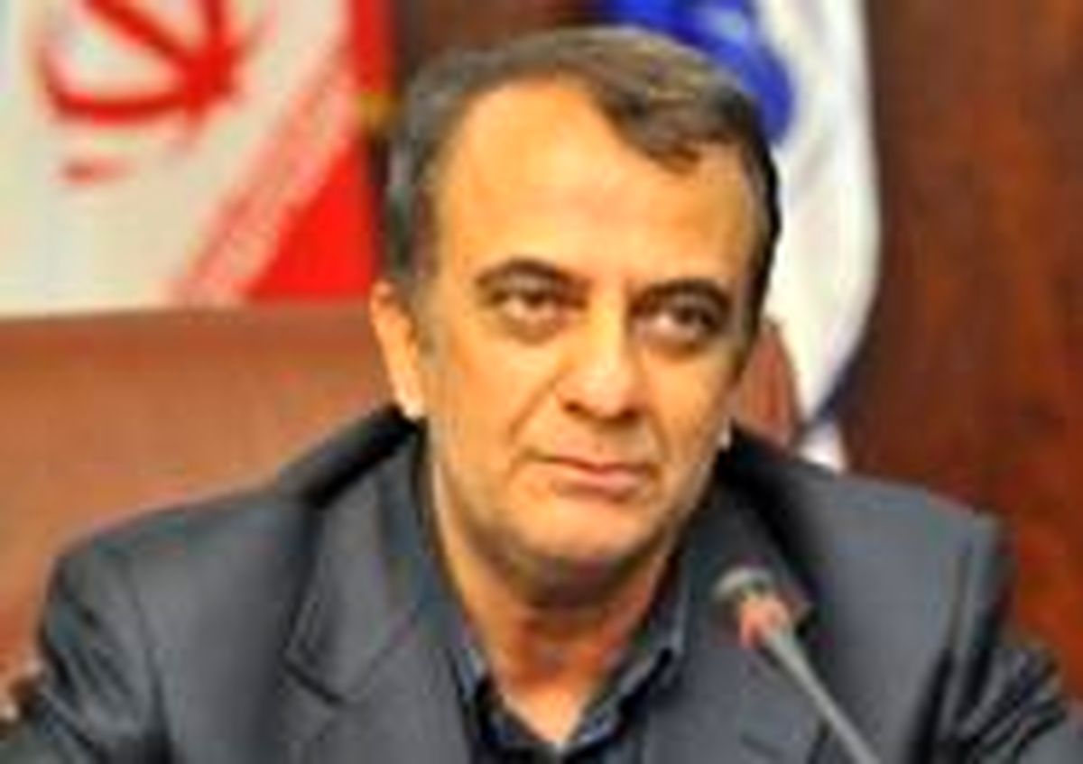 هدف گذاری تولید ۶۰۰ هزار دستگاه خودرو در سال ۹۳