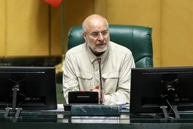 قالیباف: ارز ترجیحی حذف نمی‌شود 