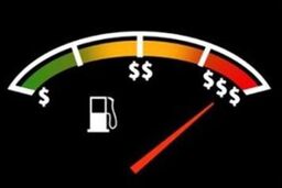 نگرانی مردم از گرانی مصرف بنزین را ۱۳ درصد افزایش داد