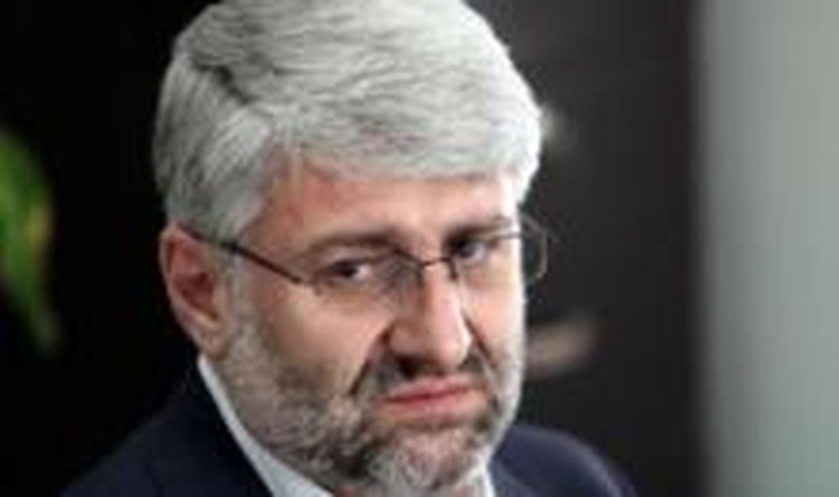 دولت با اقتدار در مقابل زیاده خواهی آمریکایی ها ایستادگی کند
