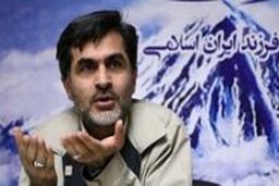 کوچک زاذه: با مصیبت تحریف انقلاب و خطر بزرگ آن روبه رو هستیم