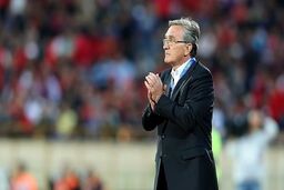 پرسپولیس از گروهش صعود می‌کند