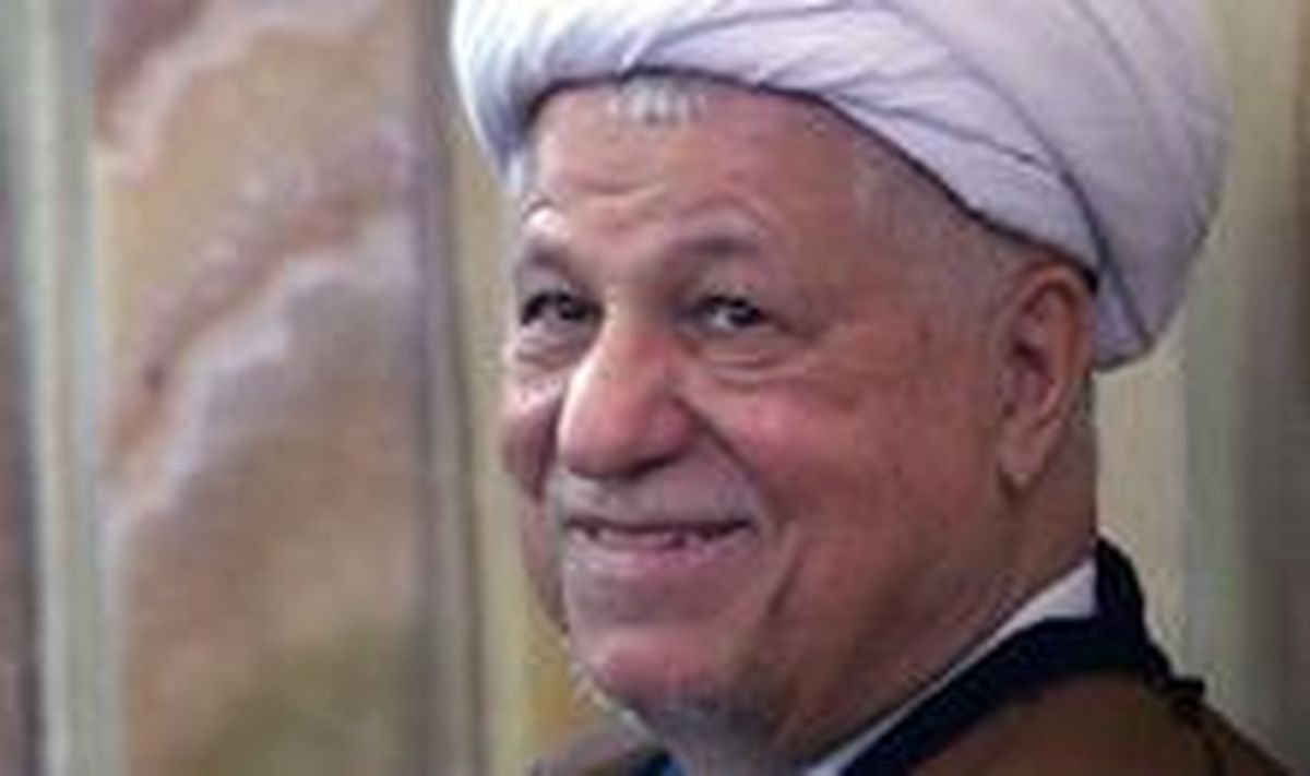 دانشگاه آزاد خبرنگاران را قال گذاشت / اقدام گزینشی برای پوشش بازدید هاشمی از مسابقات ربوکاپ