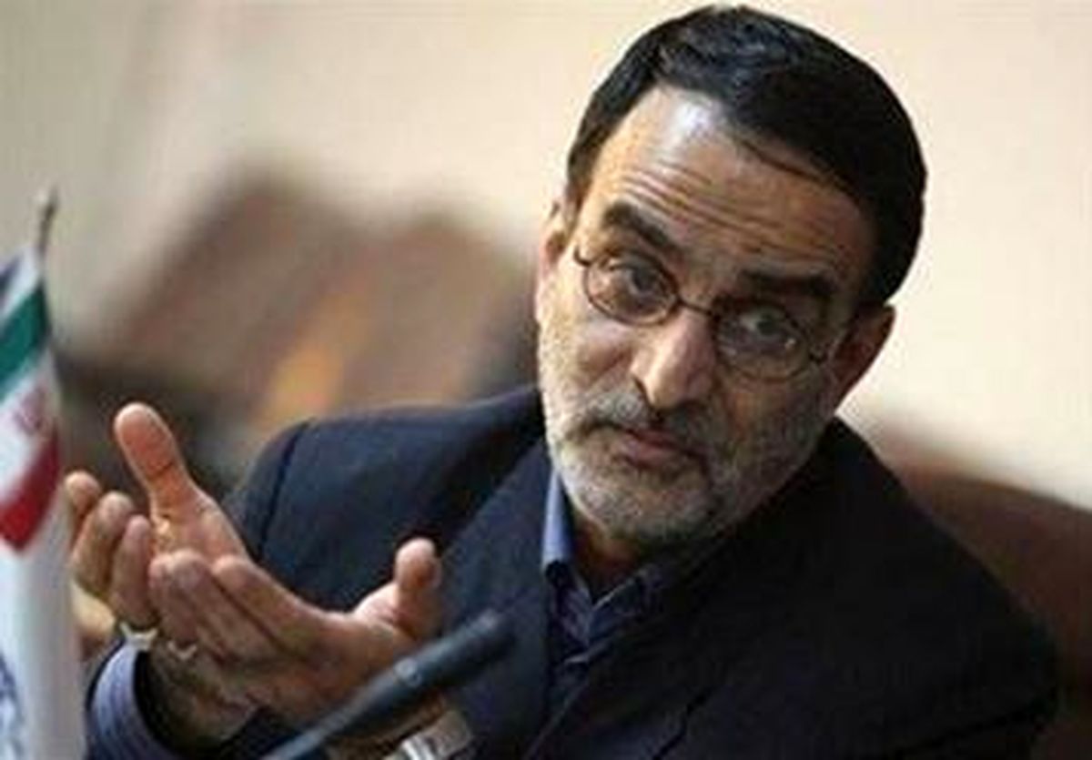 انتقاد تکلیف شرعی و قانونی است