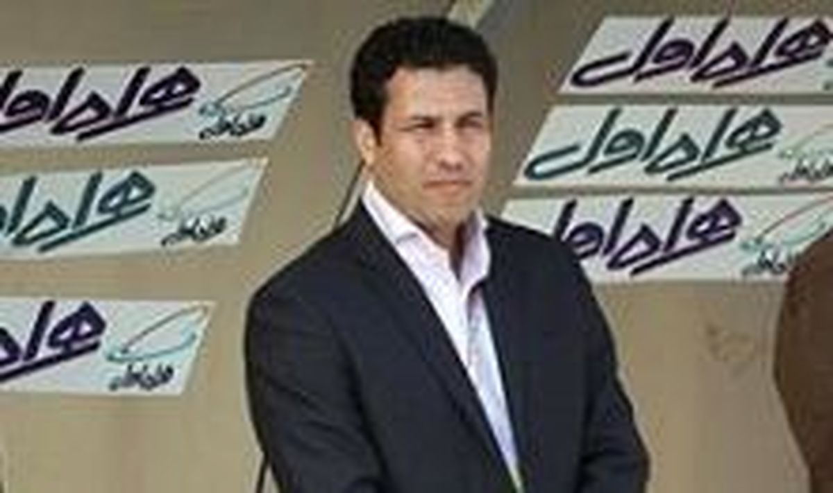 تارتار: نفت و فولاد را می بریم تا برد پرسپولیس را جبران کنیم / بی انگیزگی بازیکنانم کار را سخت کرده است