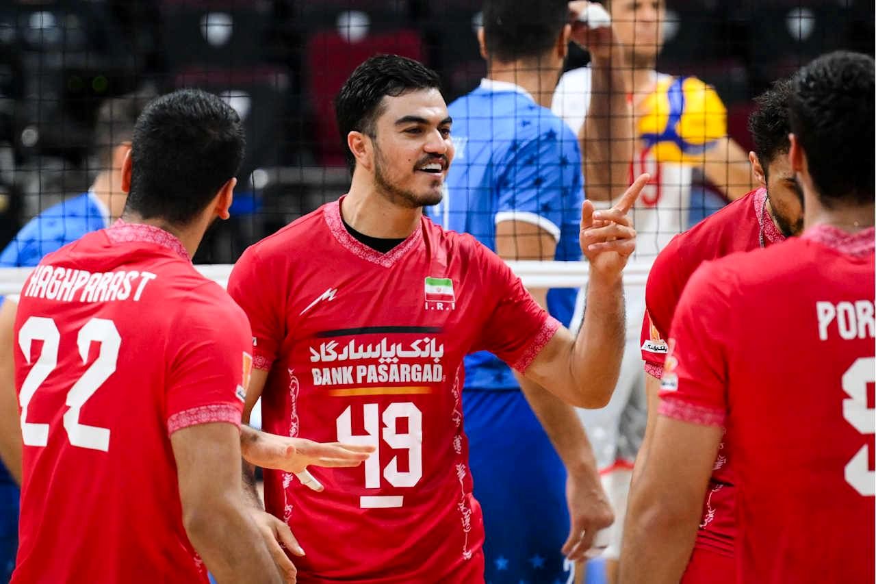پیروزی تیم ملی والیبال ایران مقابل تونس