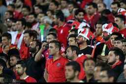 درهای ورزشگاه آزادی زودتر از موعد باز شد