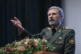 امیر حاتمی: هدف دشمن «فرسایش راهبردی» ایران است
