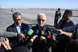  مومنی: یک میلیون و ۲۰۰ هزار افغانستانی ایران را ترک کردند/ ۶ میلیون باقی مانده‌اند 