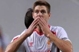 لیورپول با تحقیر منچستر در اولدترافورد به رده دوم صعود کرد