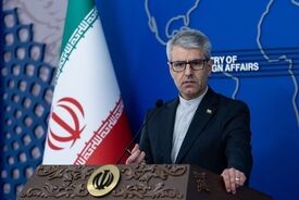 بقائی: برای مذاکره در مرحله تصمیم‌گیری هستیم/ نگران نباشید
