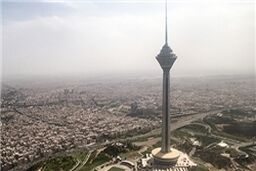برج میلاد "پرسپولیسی" می‌شود