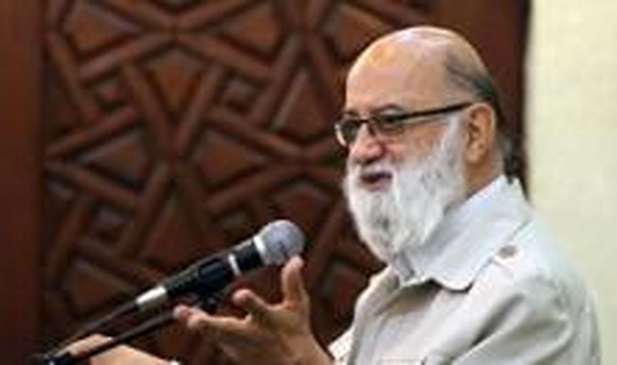 مبنای کار شوراها خدمت در چارچوب اسلام و قوانین کشور است