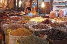 عمده فروشان از بازار بعد از اجرای فاز دوم هدفمندی می گویند / احتیاط فروشندگان بزرگ در عرضه کالا